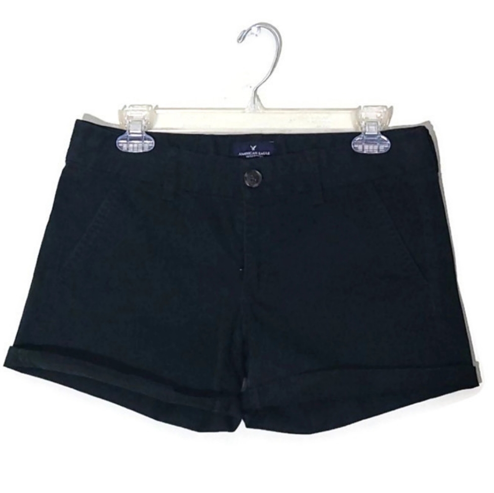 American Eagle Black Midi Shorts Size 6